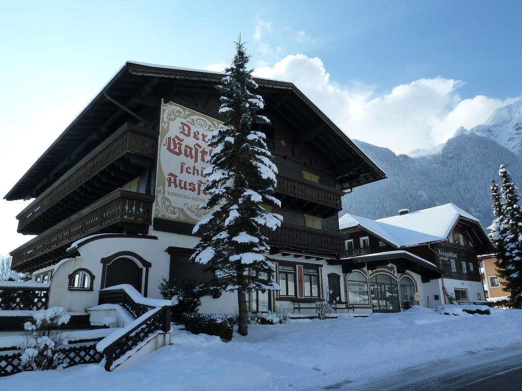 Pension Schoene Aussicht Kuchl Exterior photo